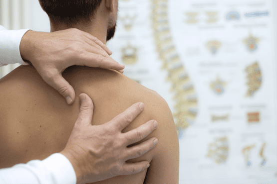 Shoulder blade chiropractor