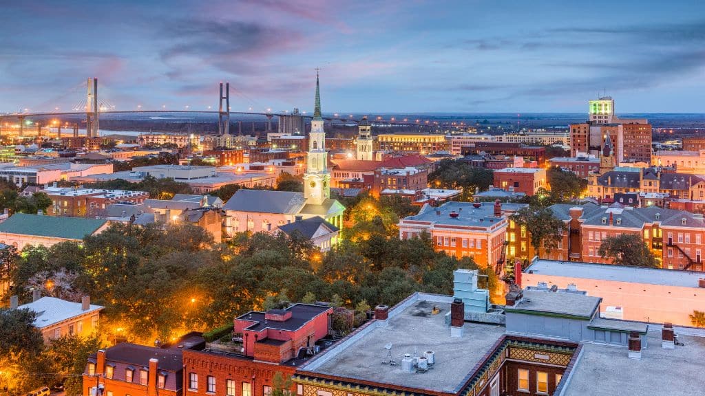 downtown Savannah Georgia cityscape with streets and historic buildings