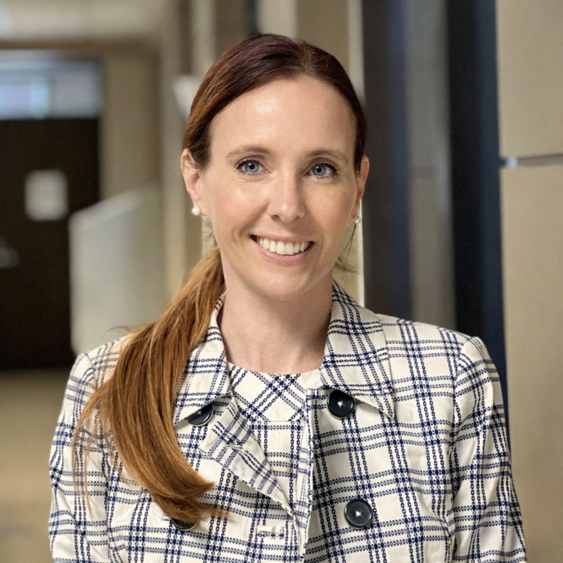 Elizabeth Brammer, abogada especializada en lesiones personales en Thompson Law