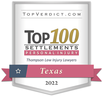 Insignia de TopVerdict entre los 100 mejores acuerdos por lesiones personales en Texas en 2022 - Abogados de lesiones personales en Dallas